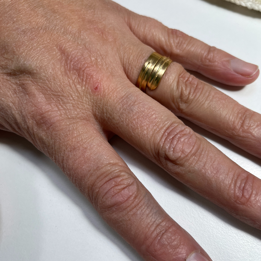 Anillo merecedora oro (2)