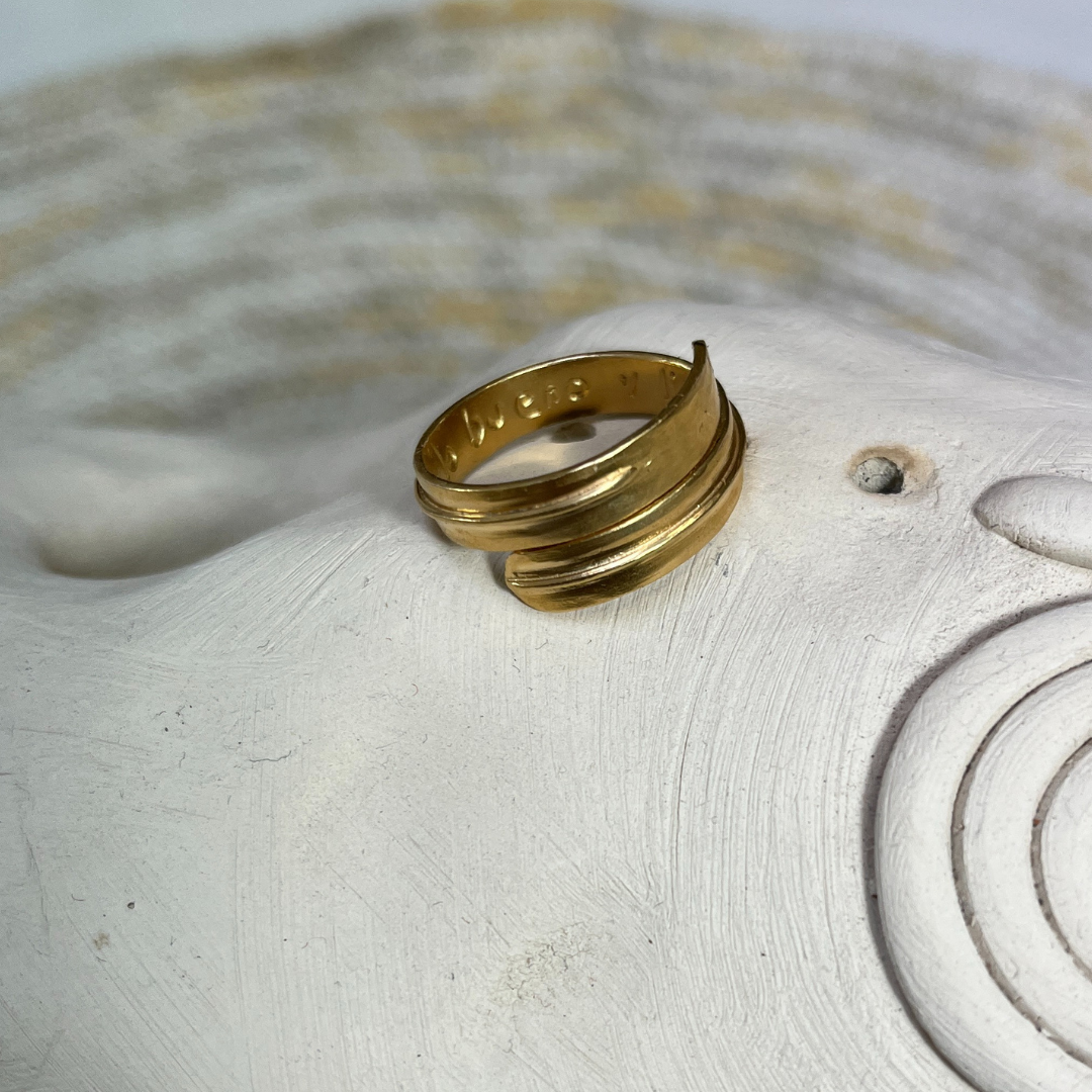 Anillo merecedora oro (6)