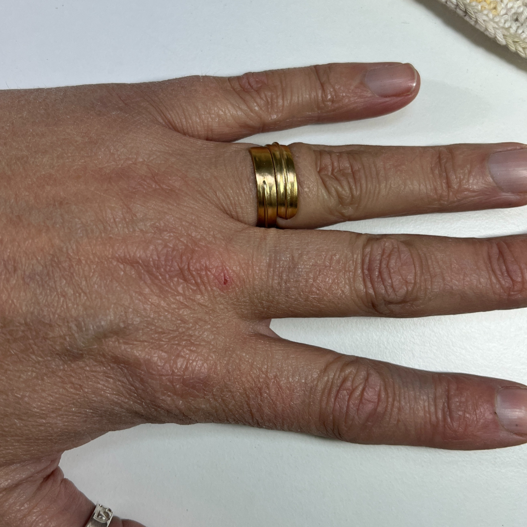 Anillo merecedora oro