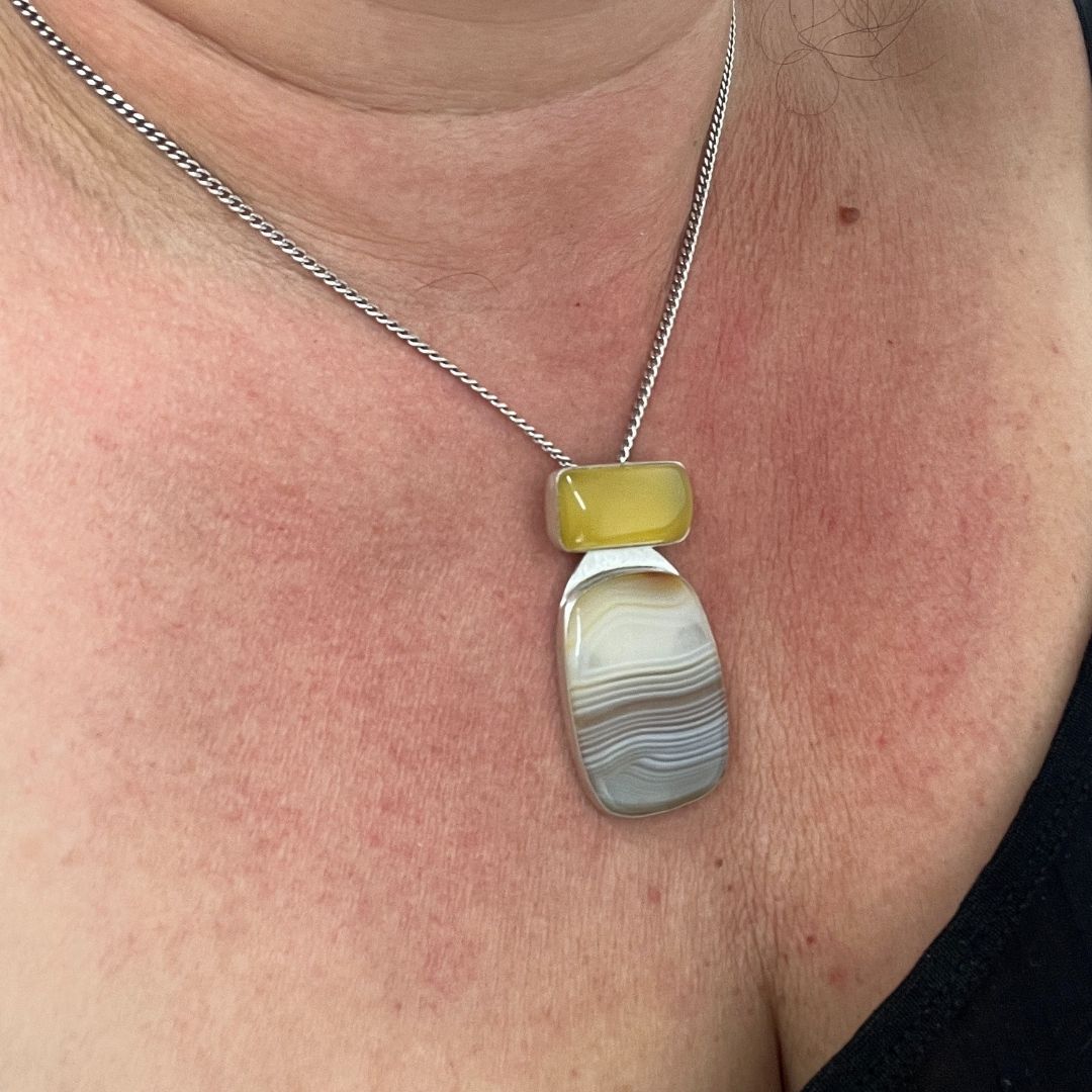 Colgante ágata y cornalina flor de la vida (18)