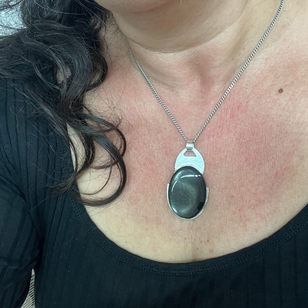 colgante la diosa obsidiana (9)
