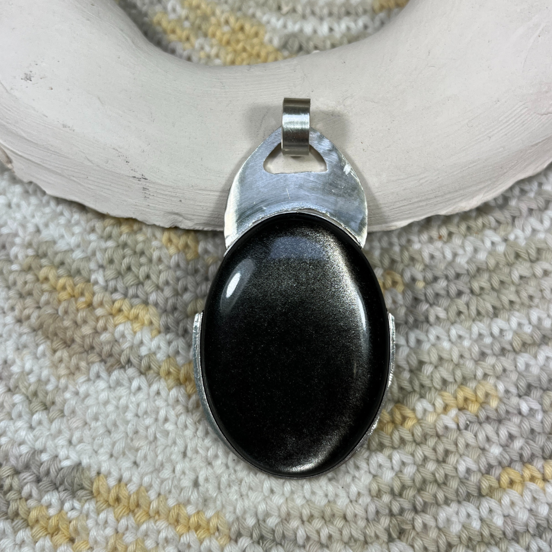 colgante la diosa obsidiana