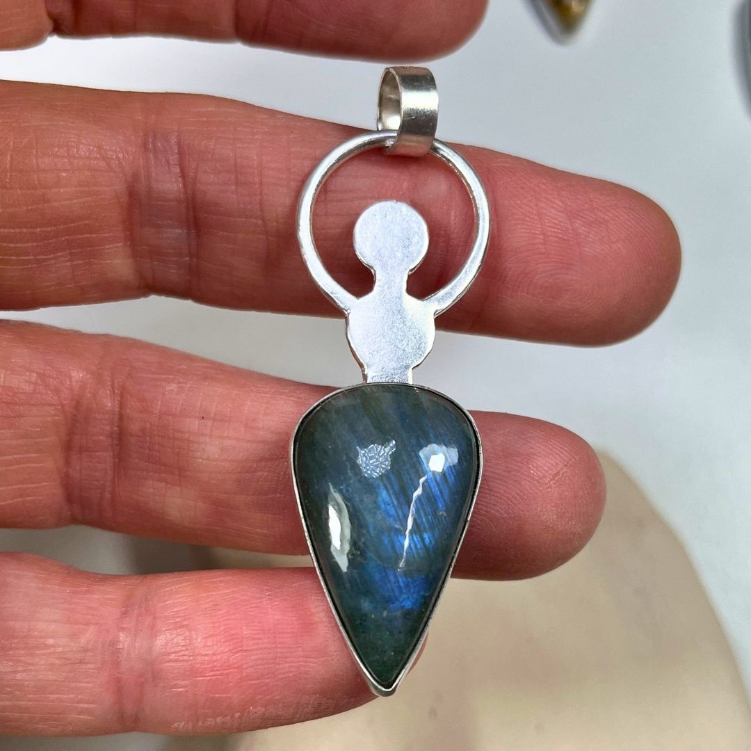 Colgante Durga de plata y labradorita (4)