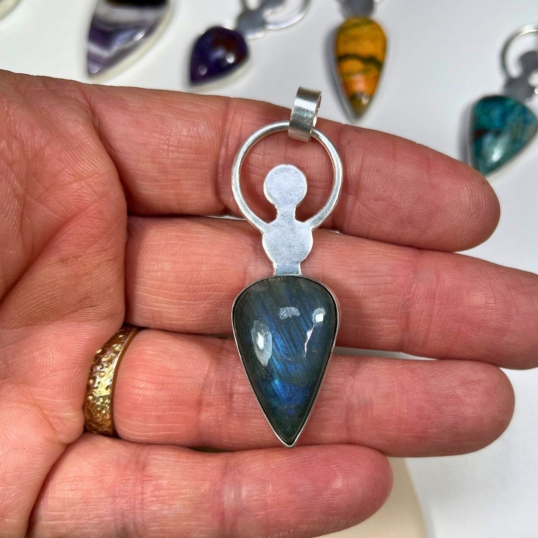 Colgante Durga de plata y labradorita (8)