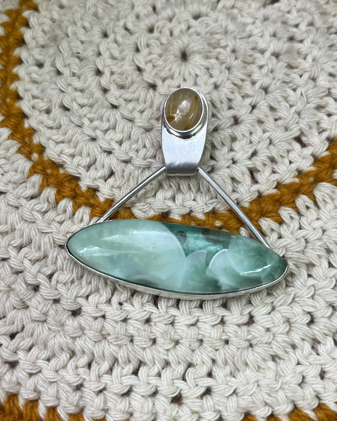 Colgante Saraswati hemimorphita y cuarzo rutilado (11)