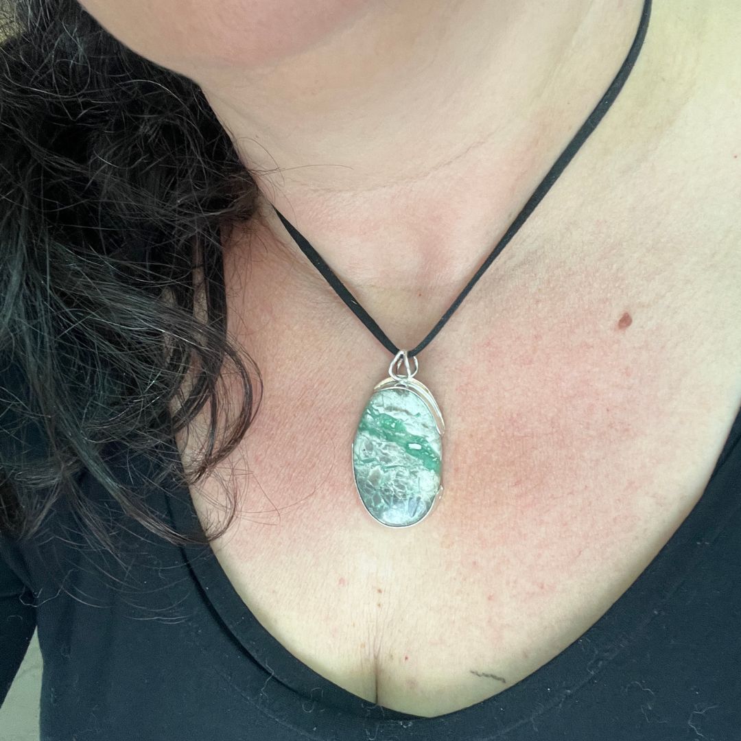 Colgante Nerthus variscita (2)